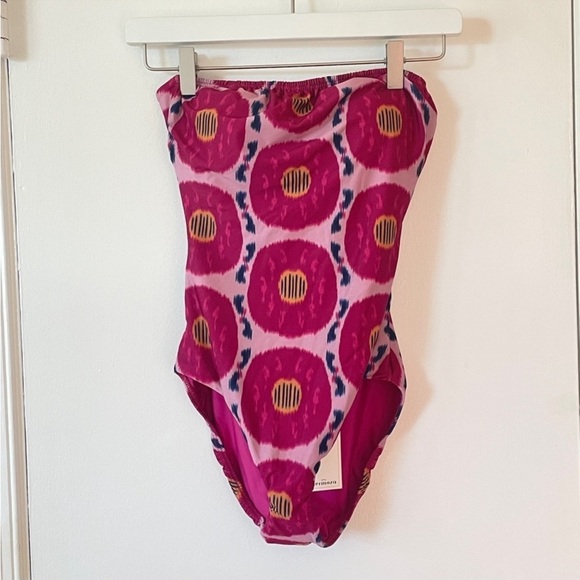 NWT Hermoza Lenore One Piece Swimsuit with convertible straps. New with Tags. - Picture 8 of 10